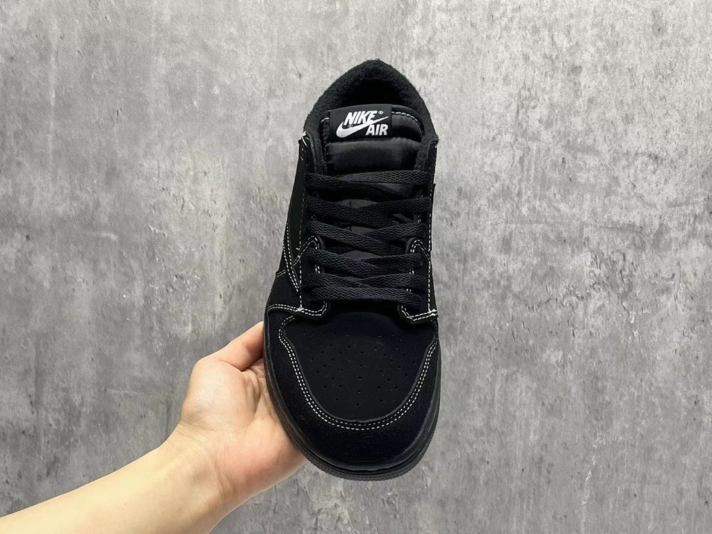 Travis Scott x Air Jordan 1 Low OG SP Black Phantom Reverse Swoosh