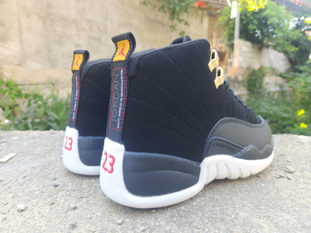 Air Jordan 12 Retro Black / White / Gold