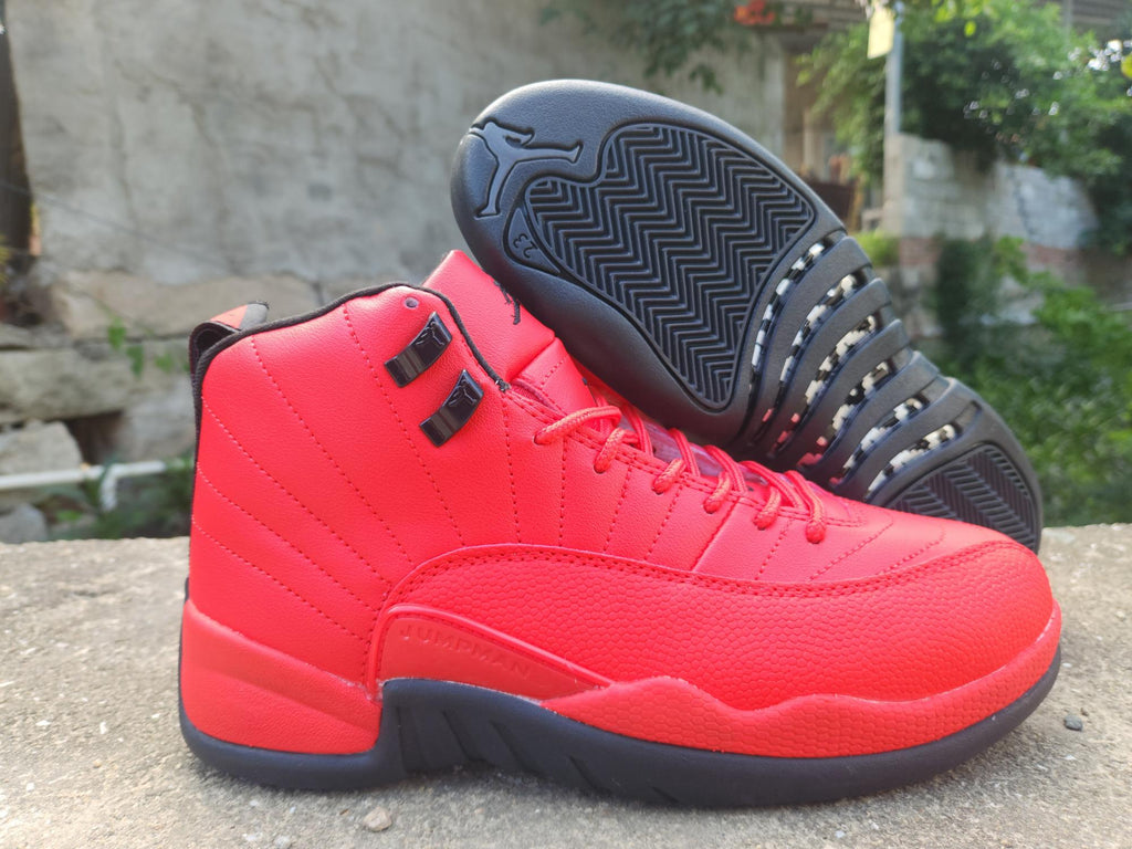 Air Jordan 12 Retro Black / Red