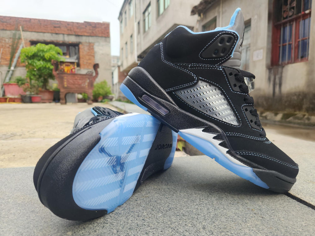 Air Jordan 5 Black / University Blue