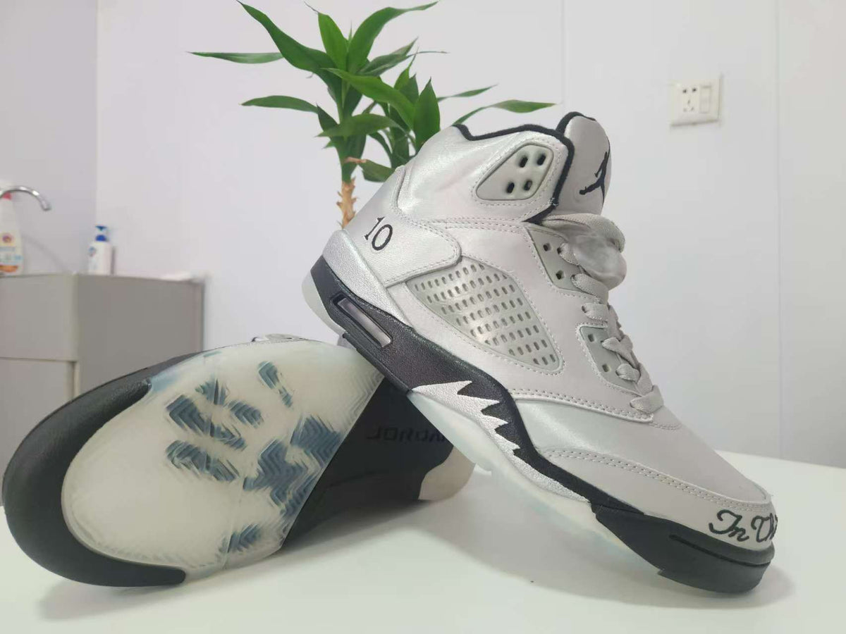 Air Jordan 5 Retro Wings