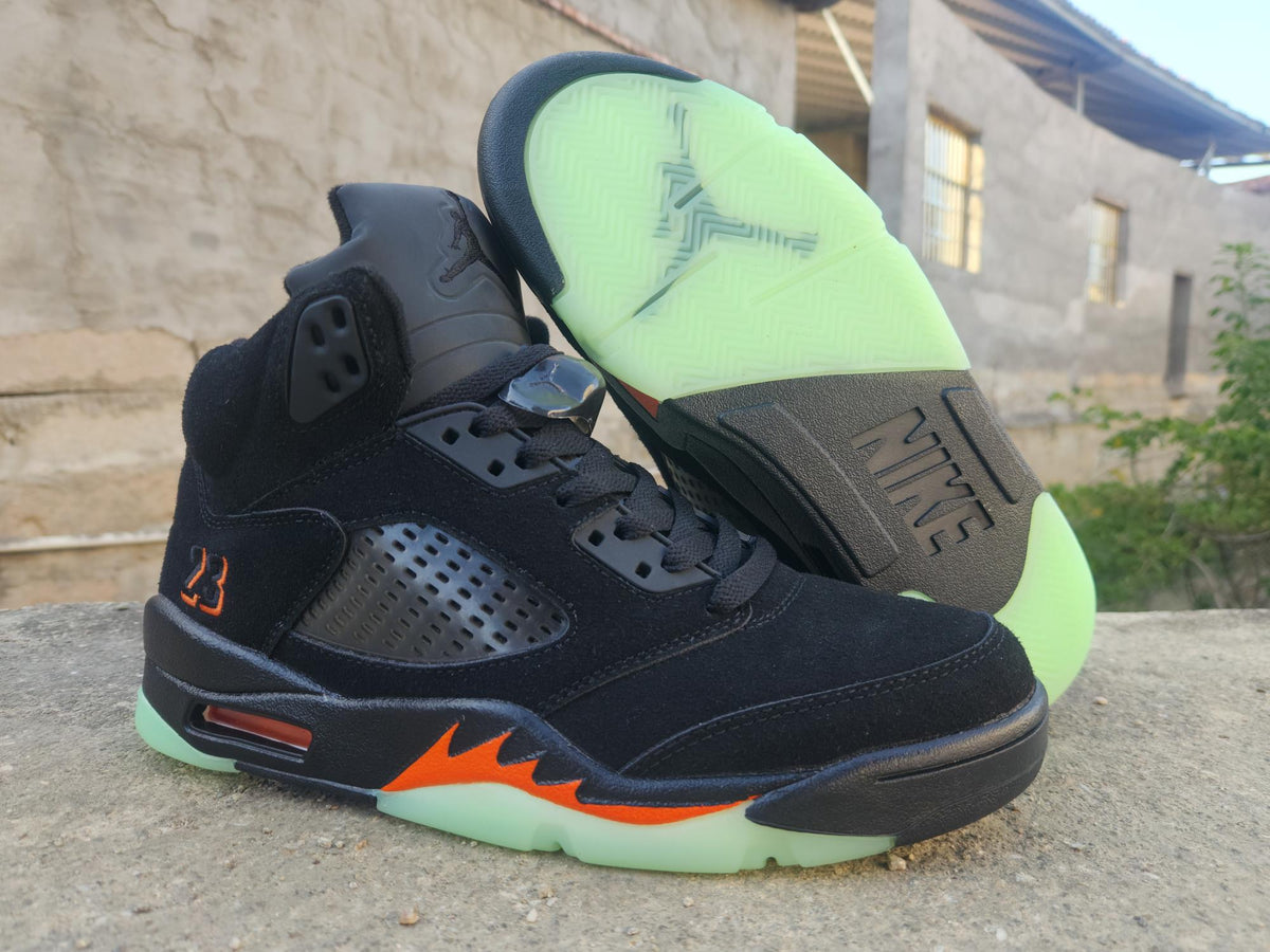 Air Jordan 5 Retro Halloween