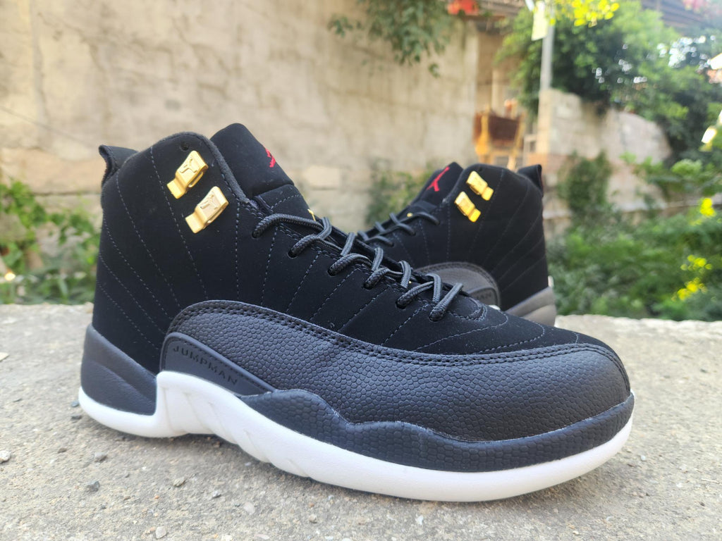 Air Jordan 12 Retro Black / White / Gold