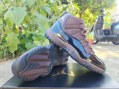 Air Jordan 11 Black Brown