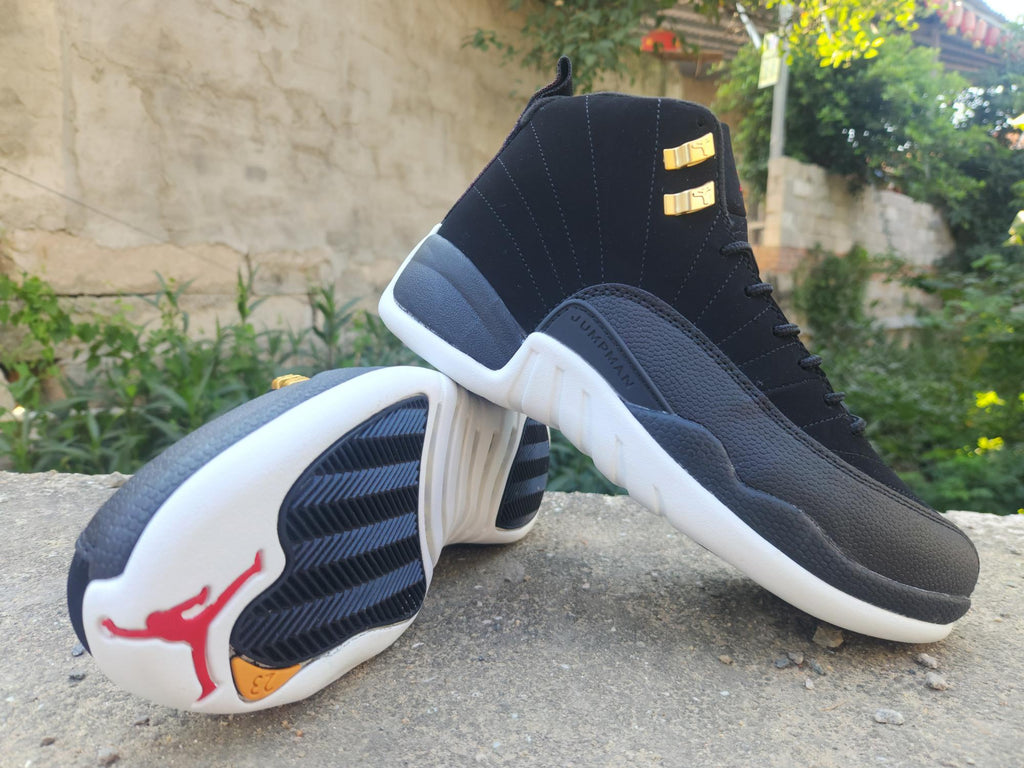 Air Jordan 12 Retro Black / White / Gold