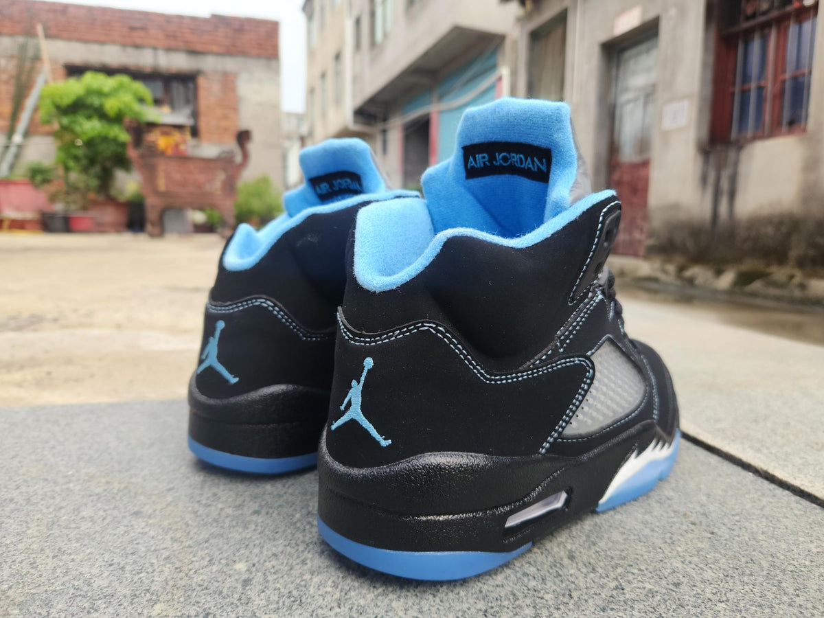 Air Jordan 5 Black / University Blue