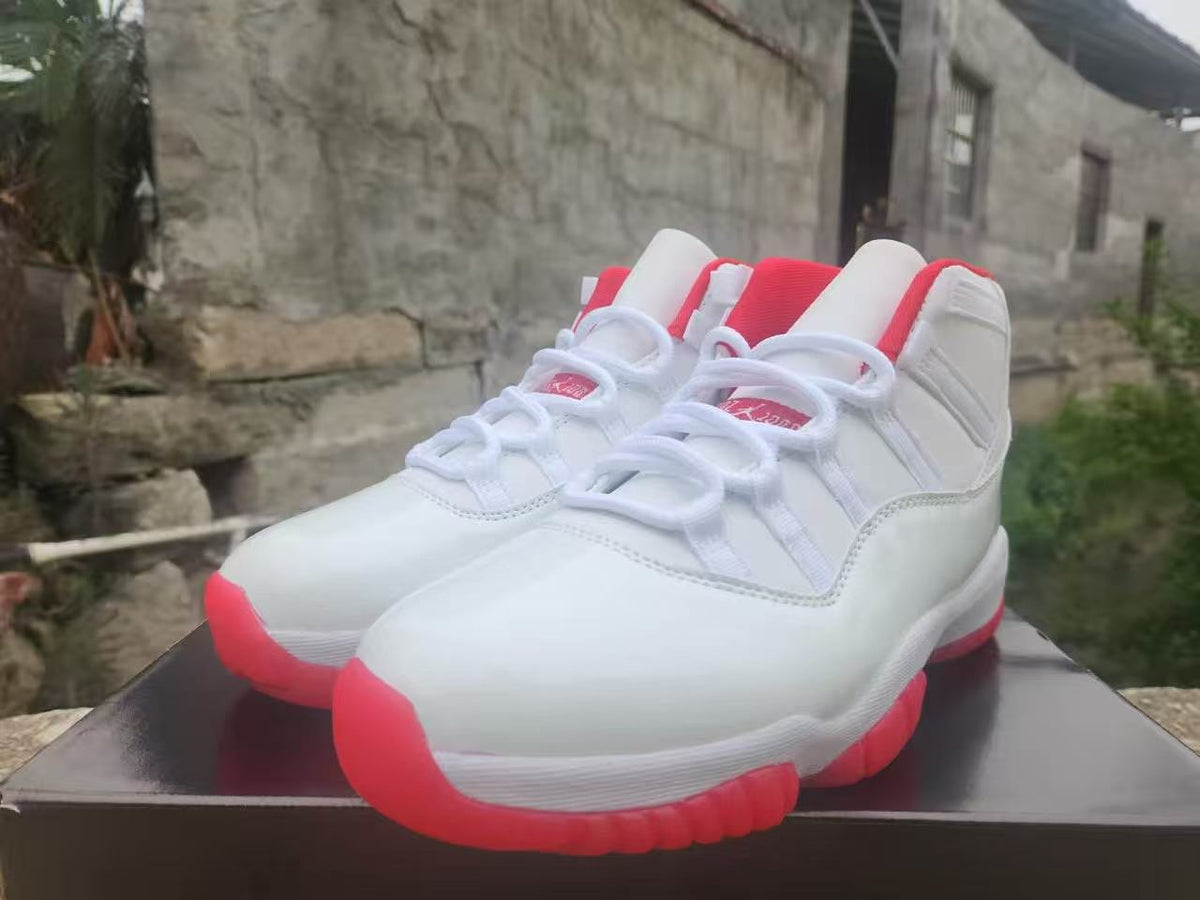 Air Jordan 11 White Red