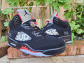Men's Air Jordan 5 Retro Black / Red