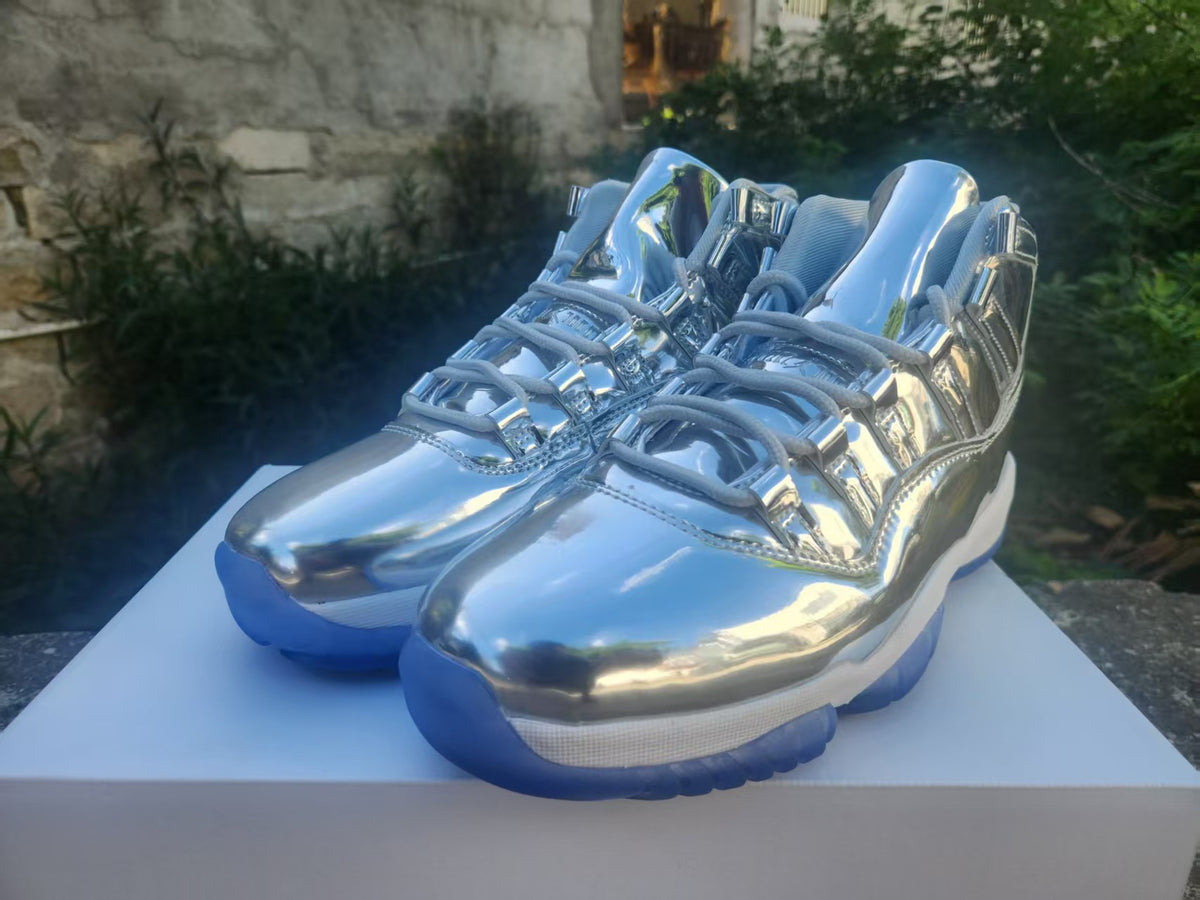 Air Jordan 11 Silver