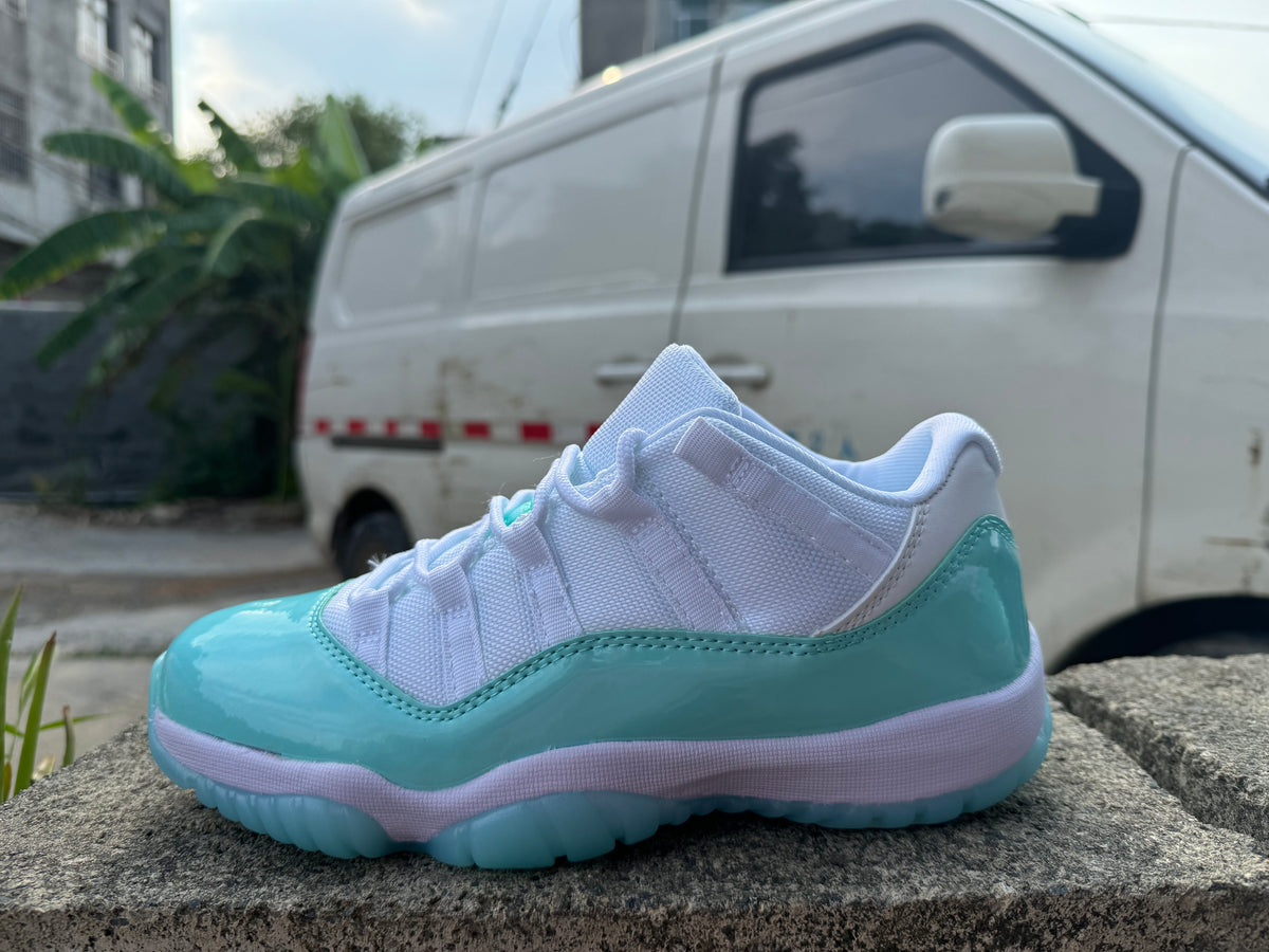 Air Jordan 11 White Light Green
