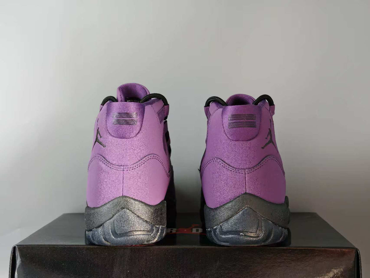 Air Jordan 11 Retro Mojave Canyon / Purple / Off Noir / Violet Dust / Medium Soft Pink