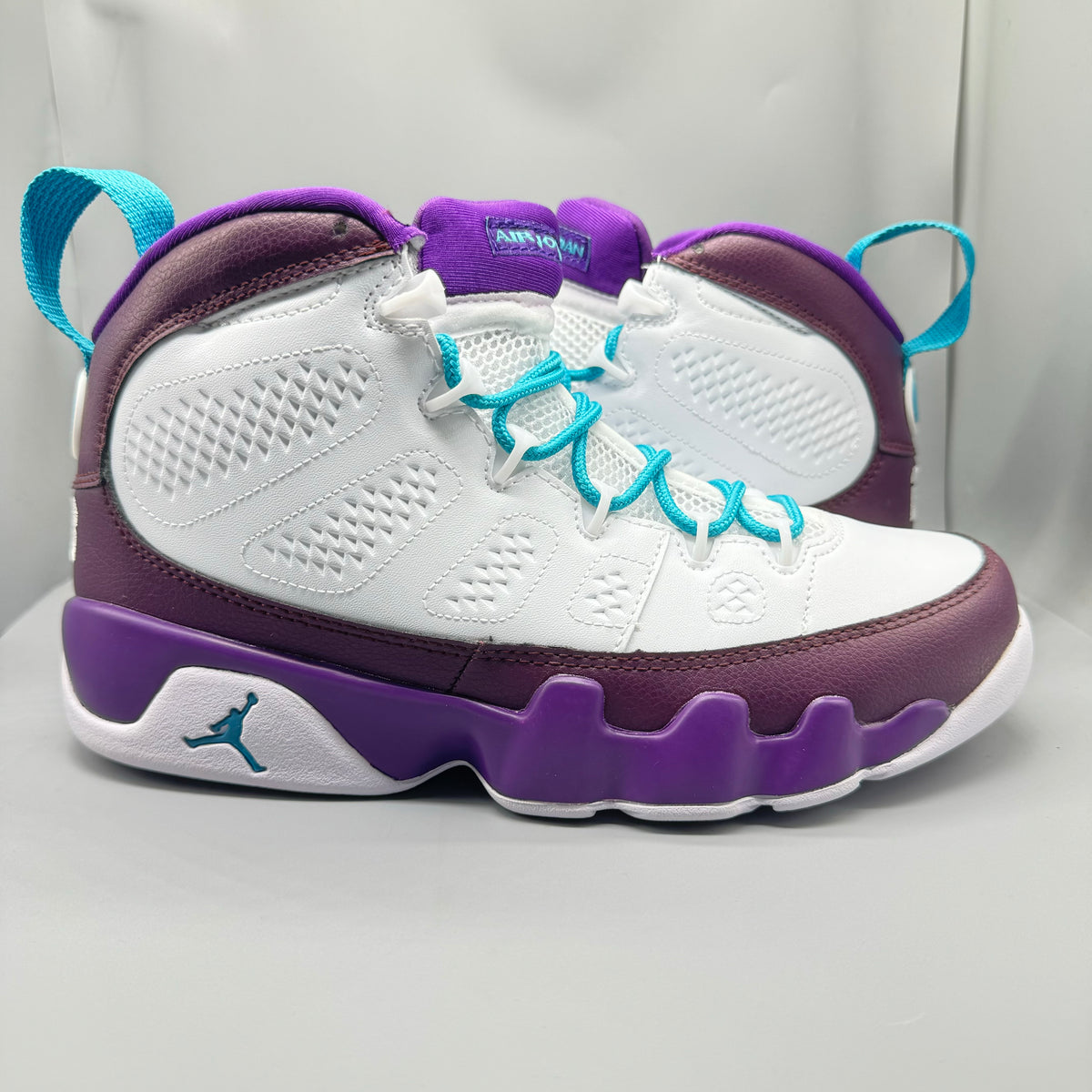 Air Jordan 9 Retro White Purple