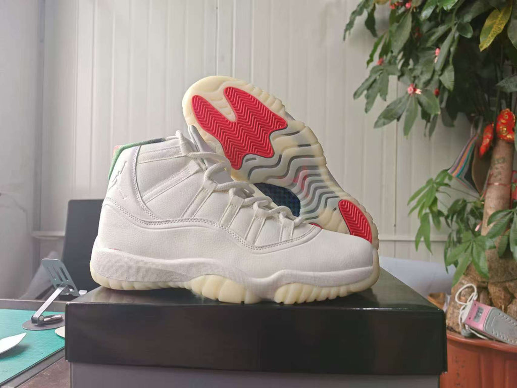 Air Jordan 11 Retro Sail / Sport Royal