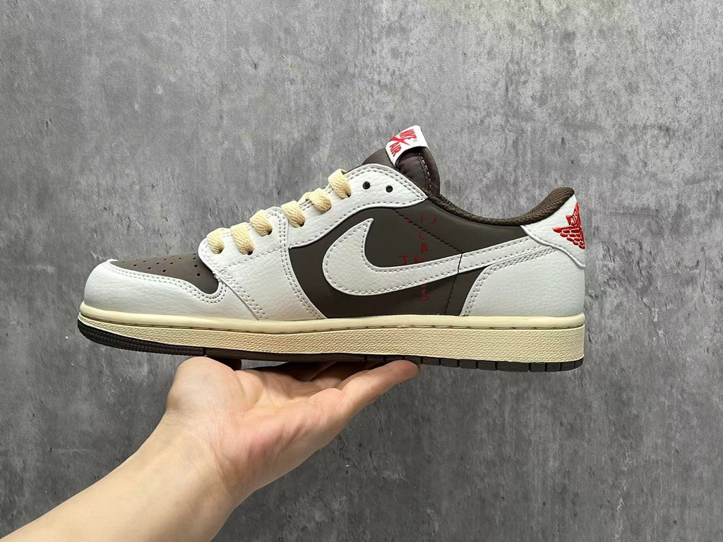 Travis Scott x Air Jordan 1 Low OG SP White-Brown Reverse Swoosh