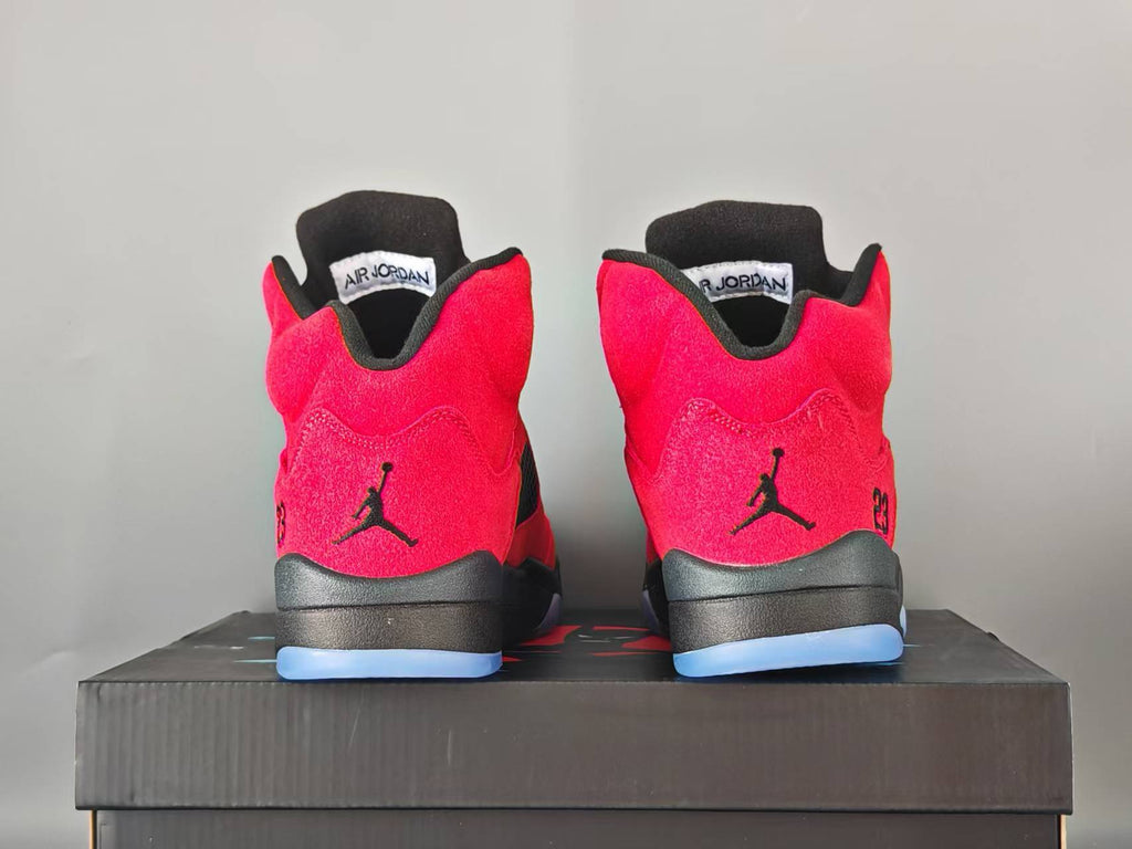Air Jordan 5 Retro “Batman Beyond”