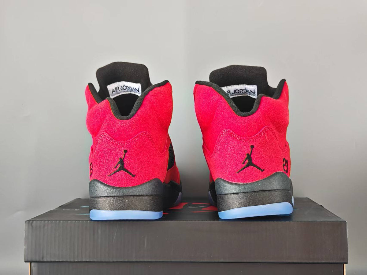 Air Jordan 5 Retro “Batman Beyond”