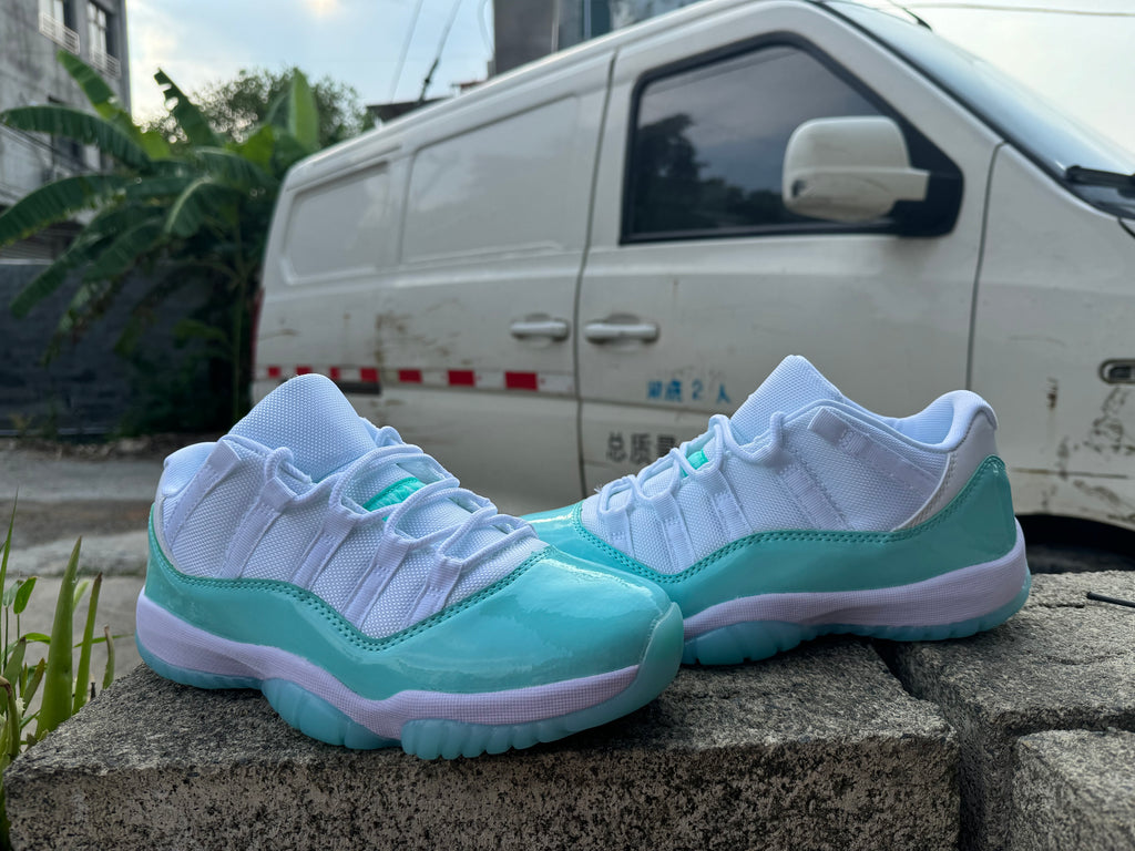 Air Jordan 11 White Light Green