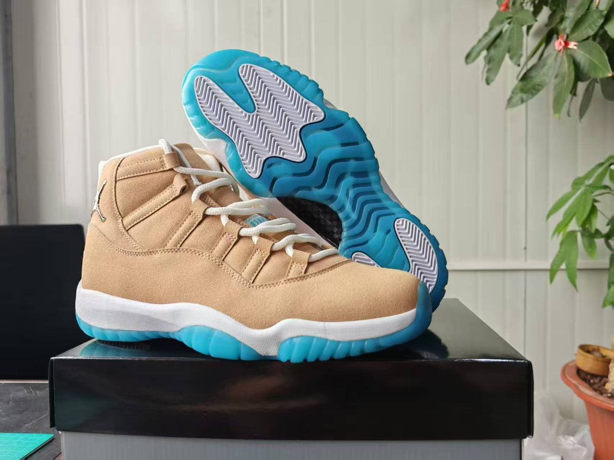 Air Jordan 11 Retro H-Town Canvas Summit White / Football Blue