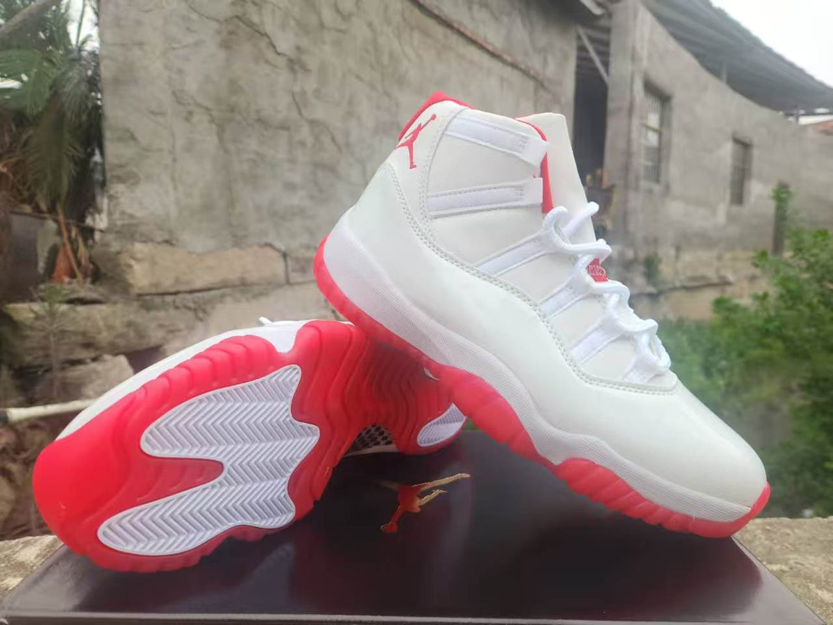 Air Jordan 11 White Red