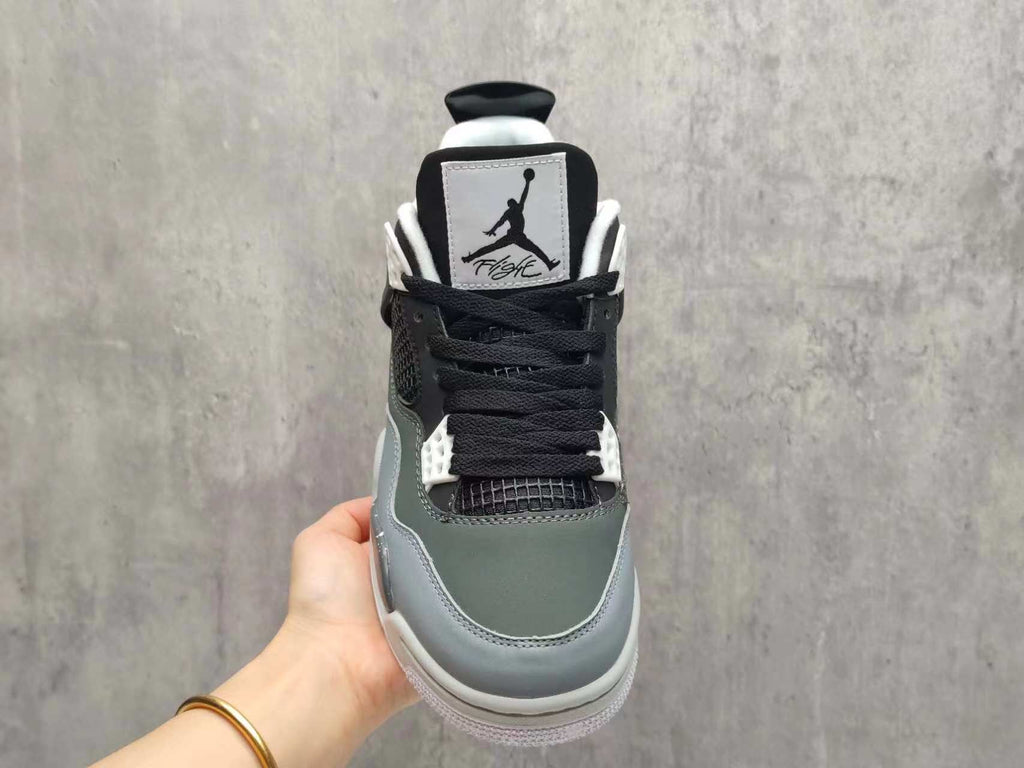 Air Jordan 4 Retro Fear
