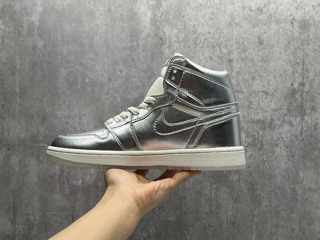 Air Jordan 1 Retro Metallic Silver