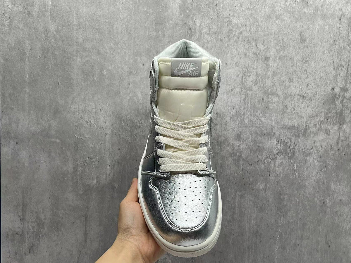 Air Jordan 1 Retro Metallic Silver