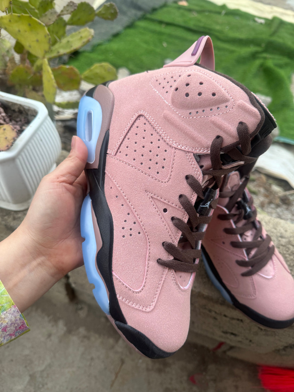 Air Jordan 6 Light Pink